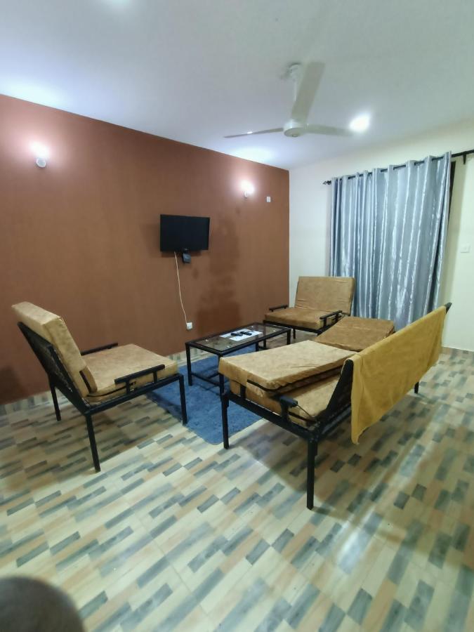 1 Bedroom Fully Furnished Luxurious Apartment Voi Town Eksteriør billede