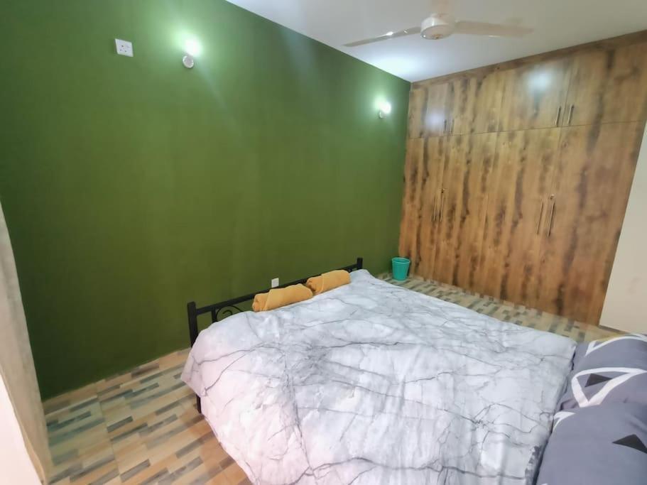 1 Bedroom Fully Furnished Luxurious Apartment Voi Town Eksteriør billede