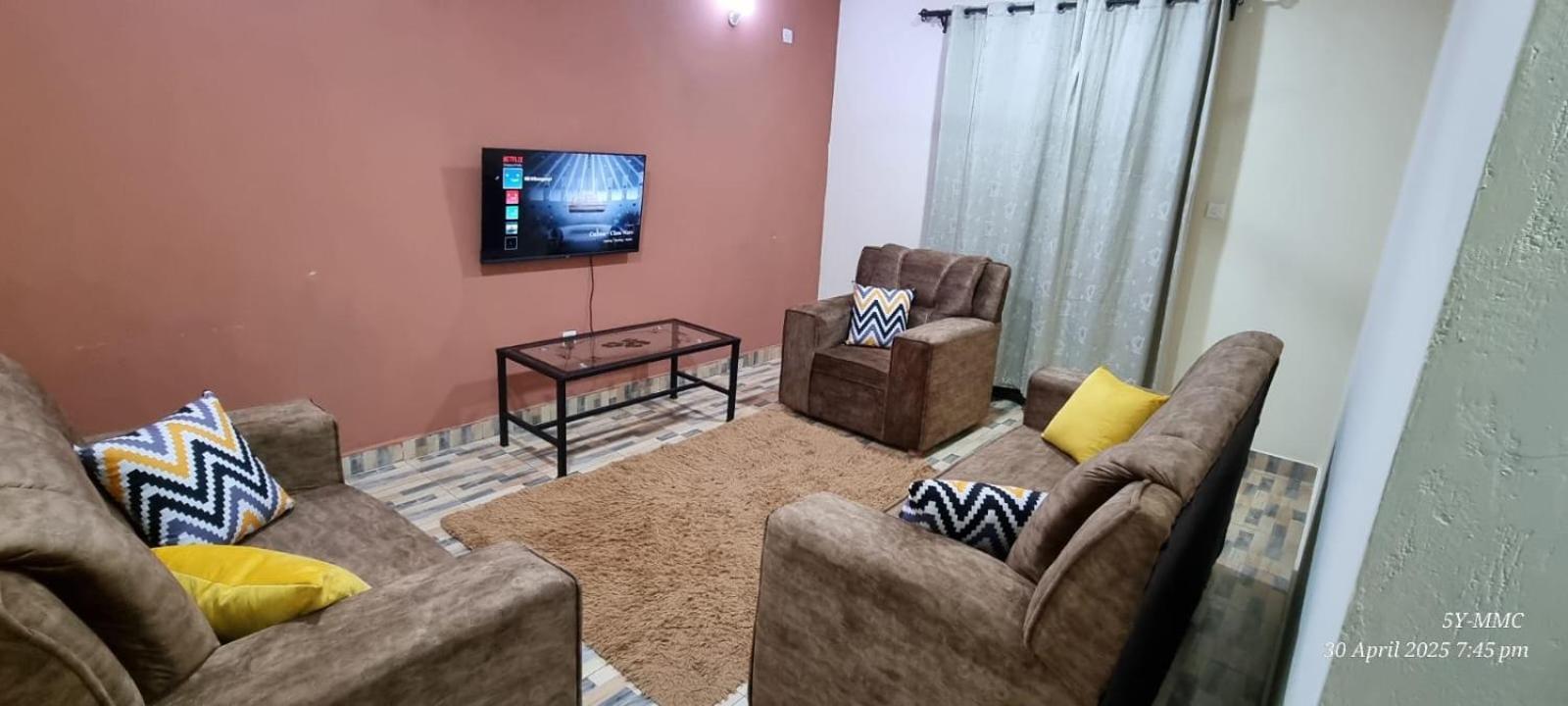 1 Bedroom Fully Furnished Luxurious Apartment Voi Town Eksteriør billede